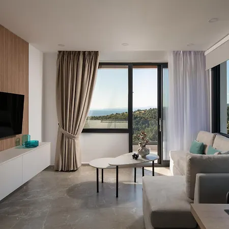 Amara 4*
